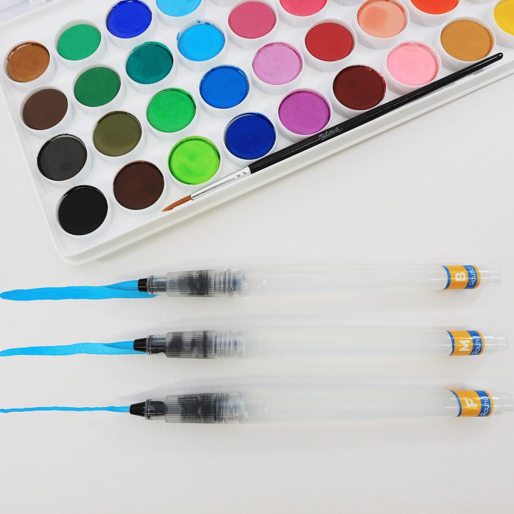 Mont Marte Water Brush Set 3 refillable brushes with flat and round tips, perfect for blending, shading, and smooth watercolor applic