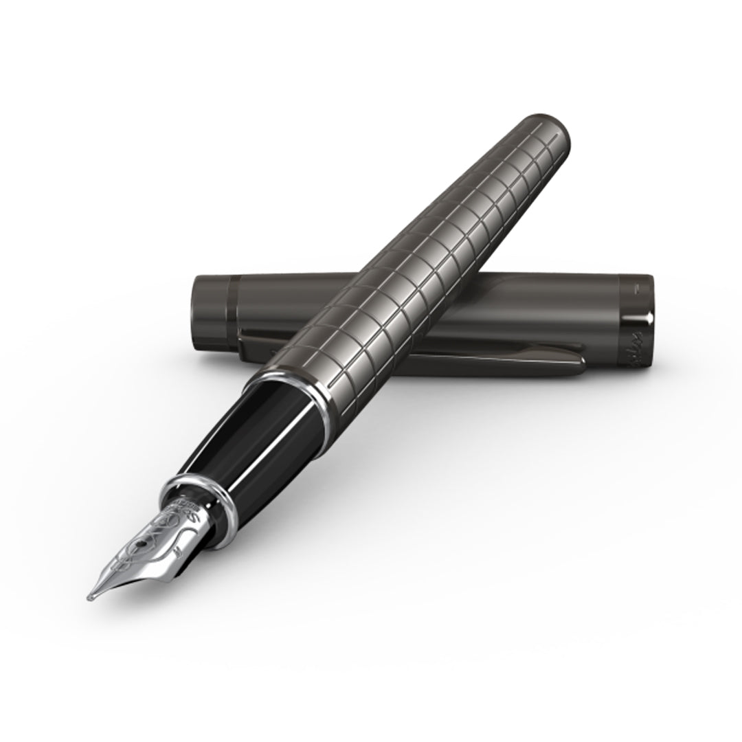 Scrikss | Honour 38 | Carbon Gray | Fountain Pen | Gun Metal Plated Trims Scrikss