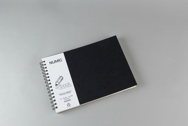 NUMIC Art Book 2 Cotton Paper Sketchbook Hard Cover A4