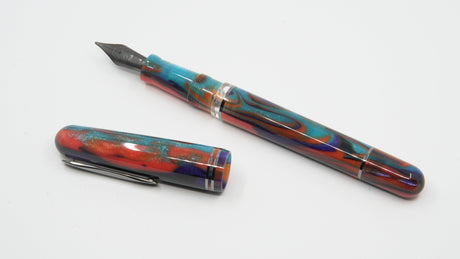 Gioia | Metis Fountain Pen | Iride Black | Medium Nib Gioia