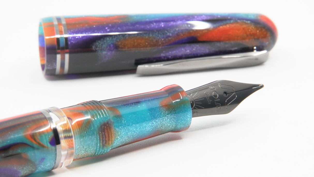 Gioia | Metis Fountain Pen | Iride Black | Medium Nib Gioia