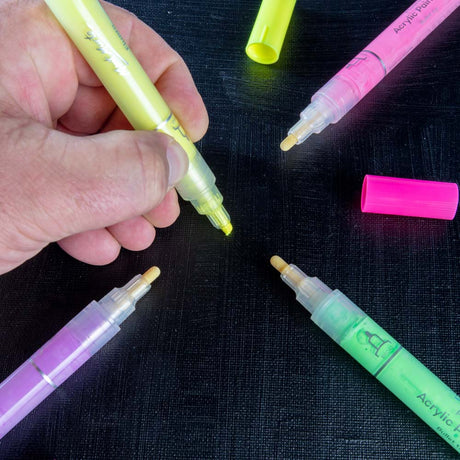 Mont Marte Fluoro Acrylic Paint Pens Signature 6pc Broad Tip