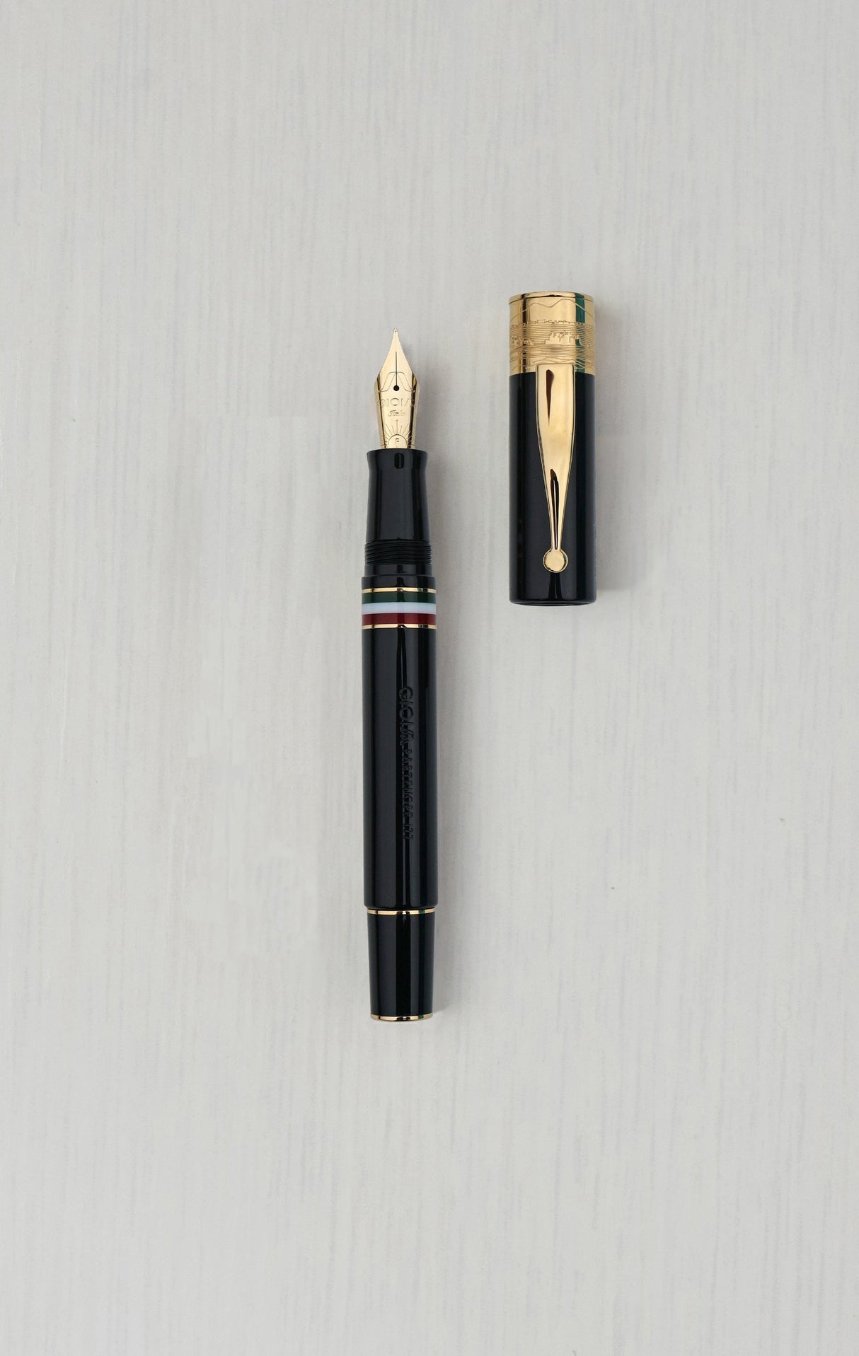 Gioia | Fountain Pen & Rollerball Pen | Partenope | Black | Gold Trims Gioia